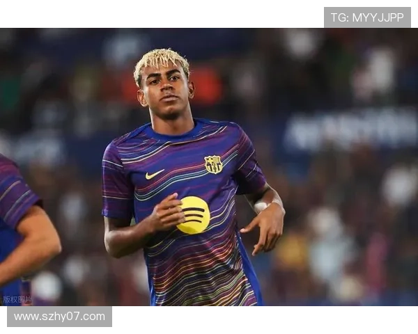 巴萨关注墨西哥16岁天才球员G莫拉已与其经纪人接触